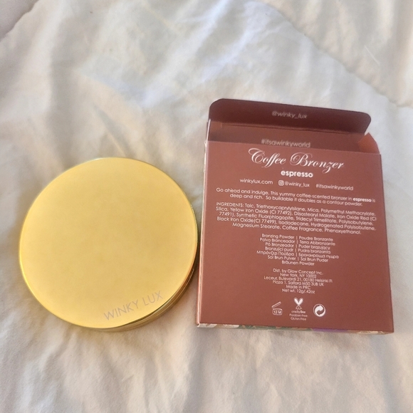 Winky Lux Coffee Scented Bronzer In Espresso - Picture 2 of 3